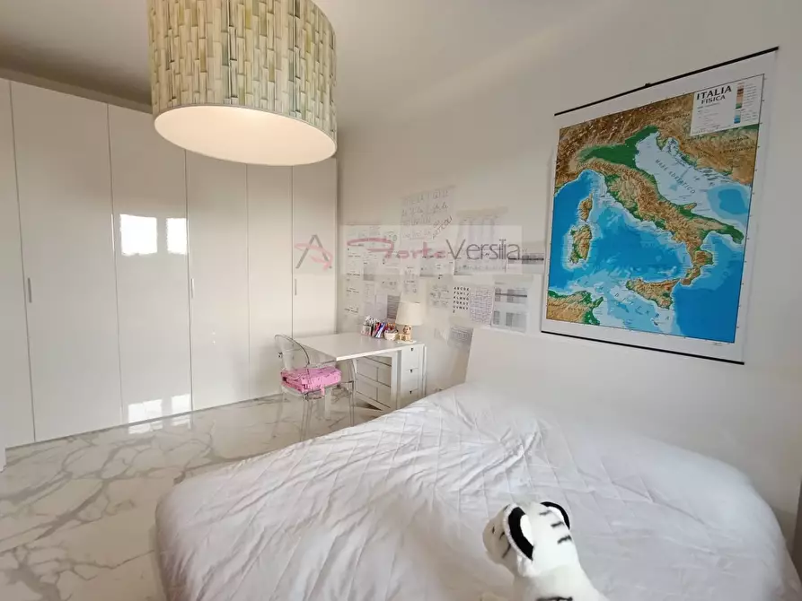 Immagine 10 di Appartamento in vendita  a Forte Dei Marmi