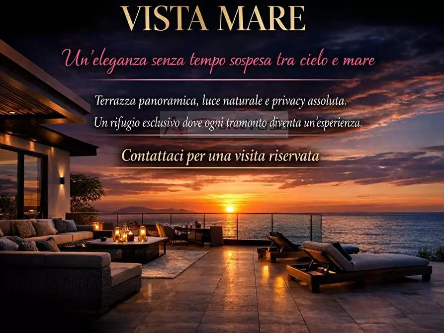 Immagine 1 di Attico in vendita  a Carrara