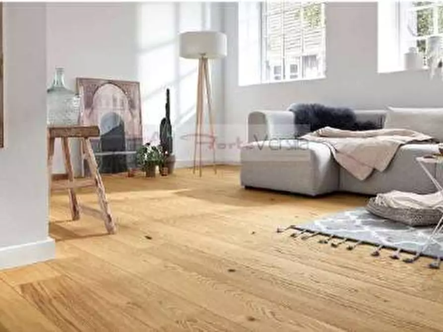 Immagine 5 di Villa in vendita  a Pietrasanta