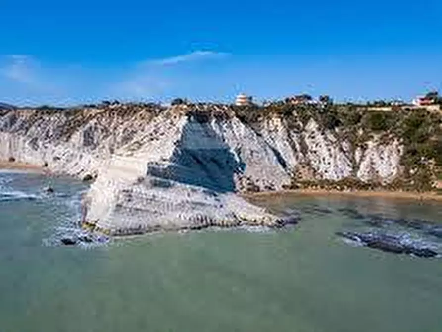 Immagine 24 di Villetta a schiera in vendita  a Pietrasanta