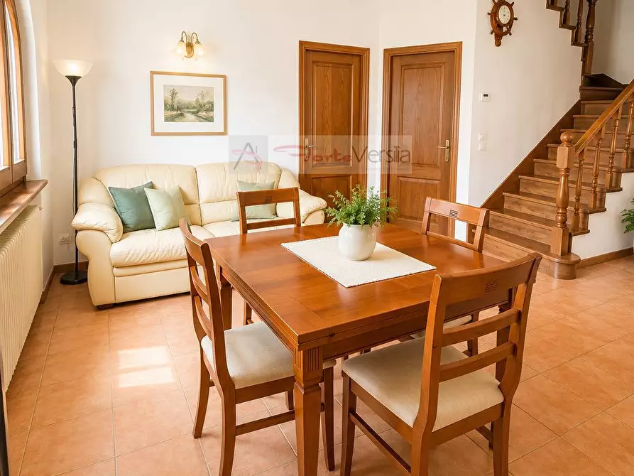 Immagine 3 di Villa in vendita  a Forte Dei Marmi