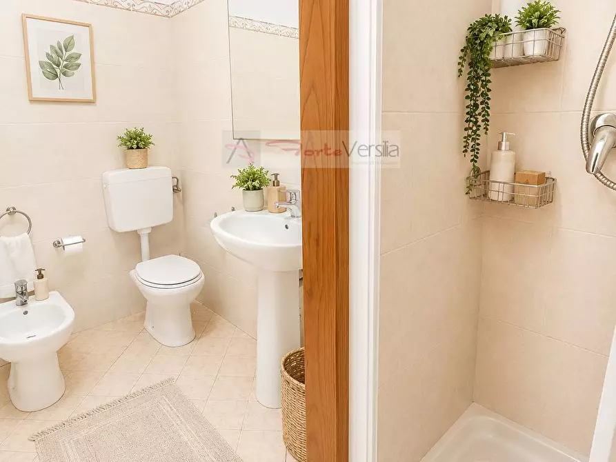 Immagine 12 di Villa in vendita  a Forte Dei Marmi