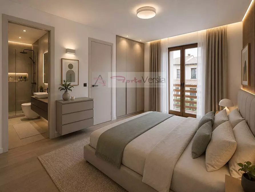Immagine 8 di Villa in vendita  a Forte Dei Marmi