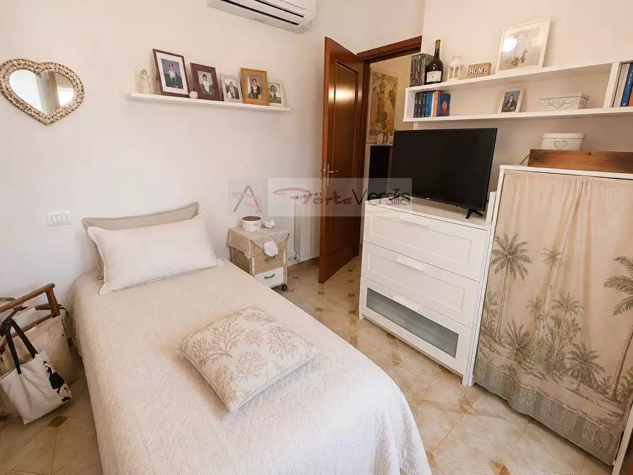 Immagine 10 di Appartamento in vendita  a Seravezza