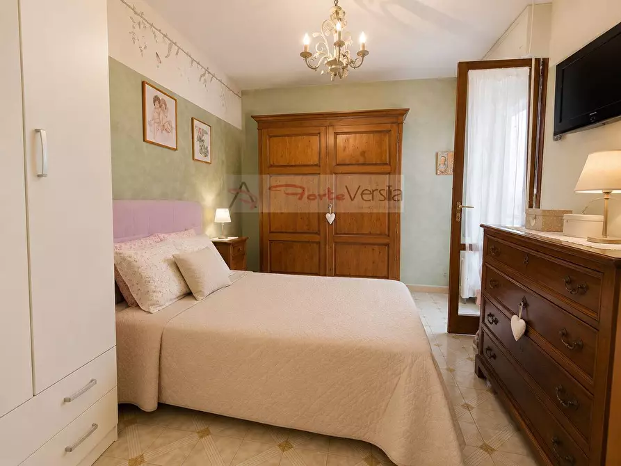 Immagine 16 di Appartamento in vendita  a Seravezza