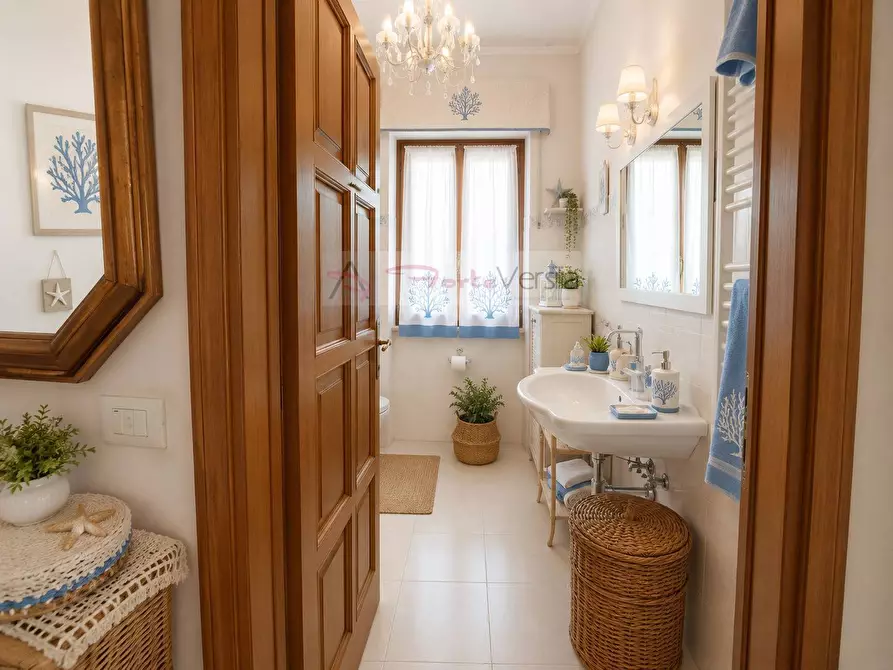 Immagine 8 di Multiproprietà in vendita  a Montignoso