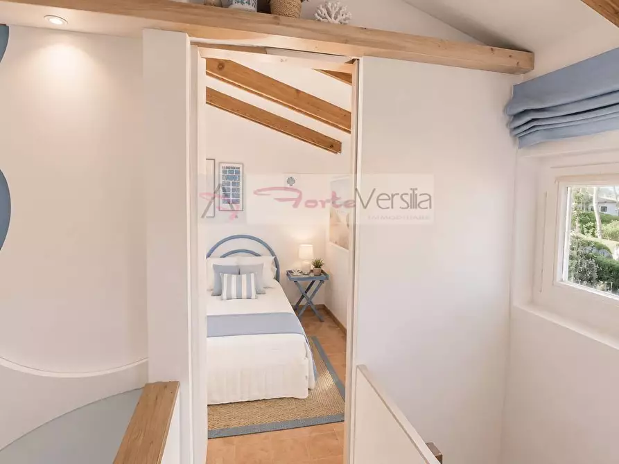 Immagine 9 di Villa in vendita  a Forte Dei Marmi
