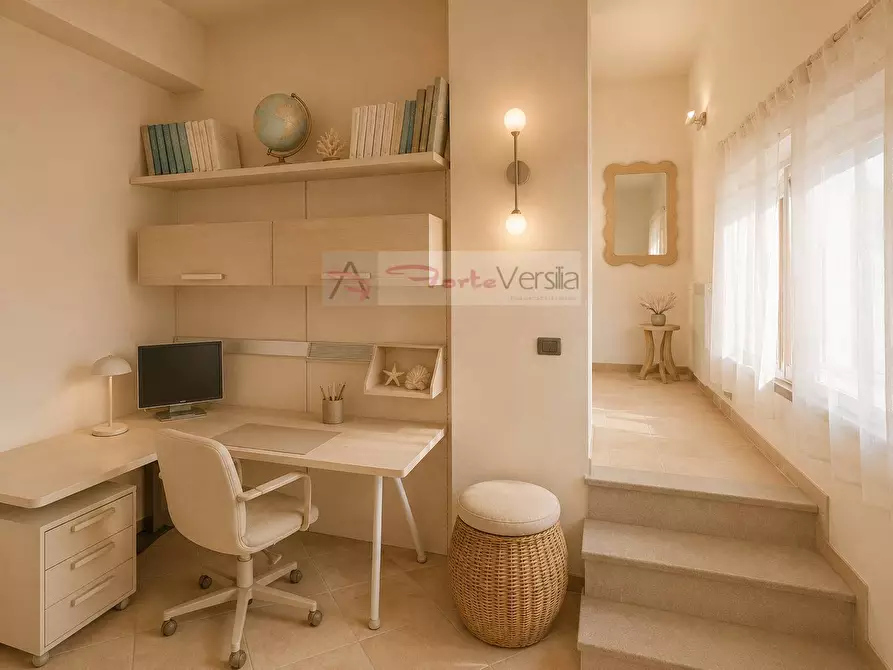 Immagine 26 di Villa in vendita  a Montignoso
