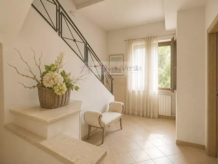 Immagine 32 di Villa in vendita  a Montignoso