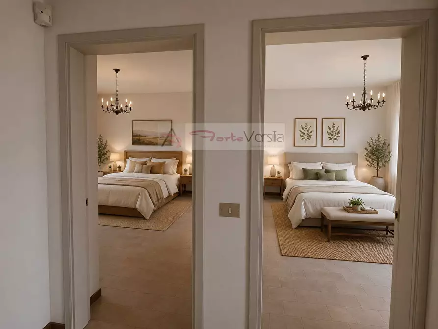 Immagine 10 di Villa in vendita  a Pietrasanta