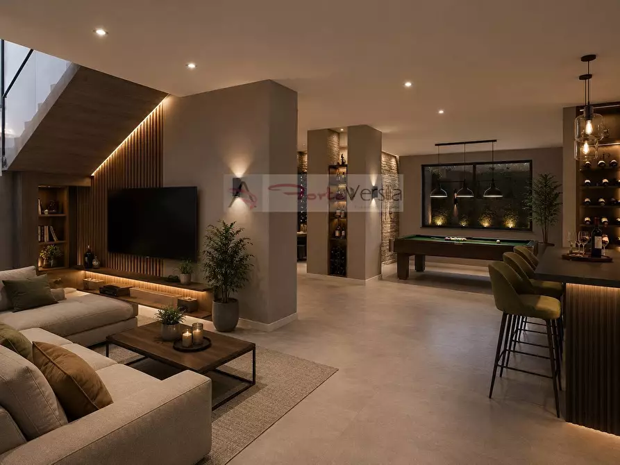 Immagine 9 di Villa in vendita  a Pietrasanta