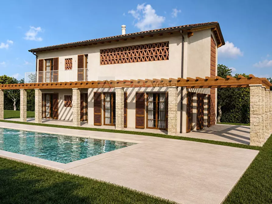 Immagine 5 di Villa in vendita  a Pietrasanta