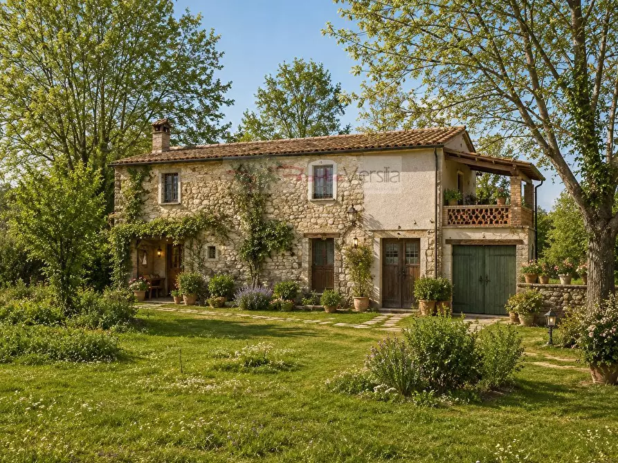 Immagine 4 di Terreno residenziale in vendita  a Pietrasanta