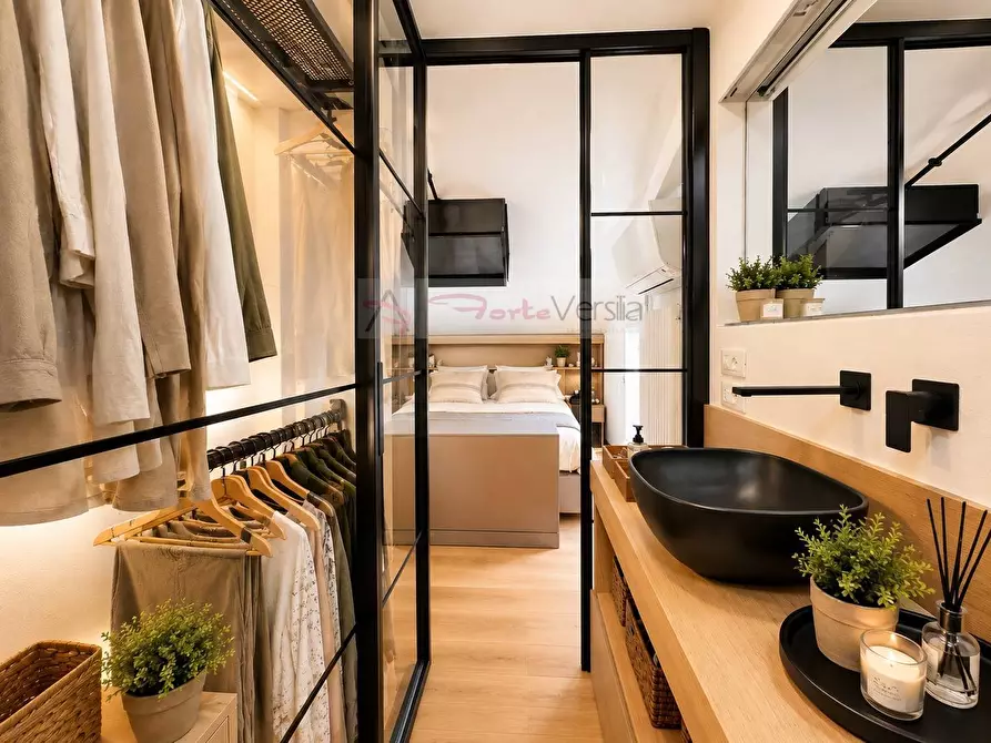 Immagine 15 di Casa semindipendente in vendita  a Forte Dei Marmi