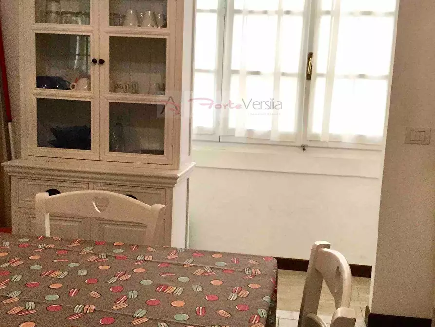 Immagine 2 di Appartamento in affitto  a Forte Dei Marmi