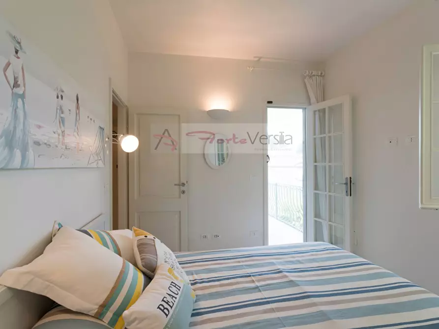Immagine 14 di Villa in affitto  a Forte Dei Marmi