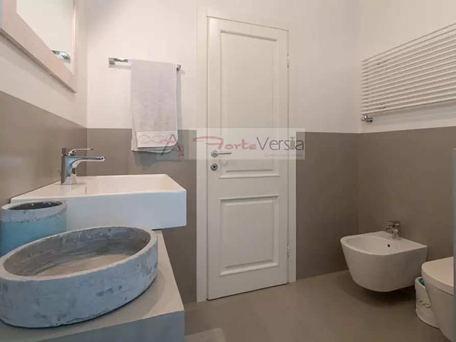 Immagine 25 di Villa in affitto  a Forte Dei Marmi