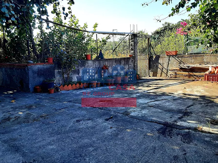 Immagine 6 di Villa in vendita  in strada statale 114 a Calatabiano