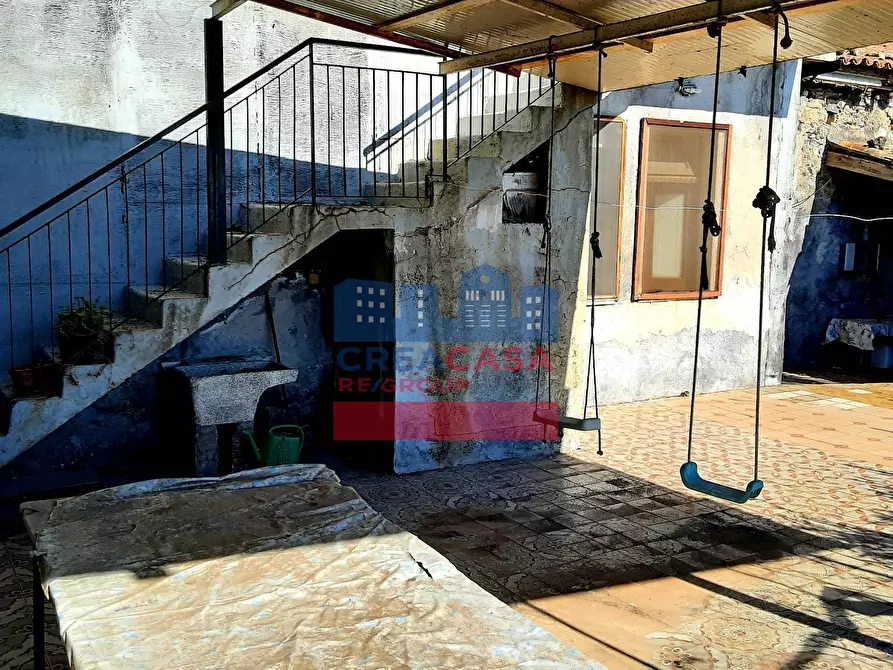 Immagine 38 di Villa in vendita  in strada statale 114 a Calatabiano