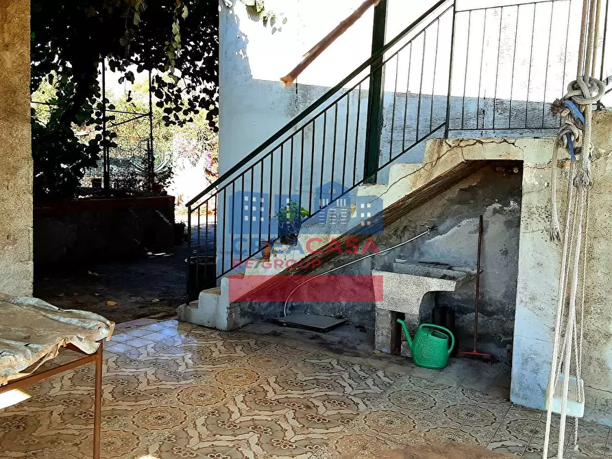 Immagine 42 di Villa in vendita  in strada statale 114 a Calatabiano