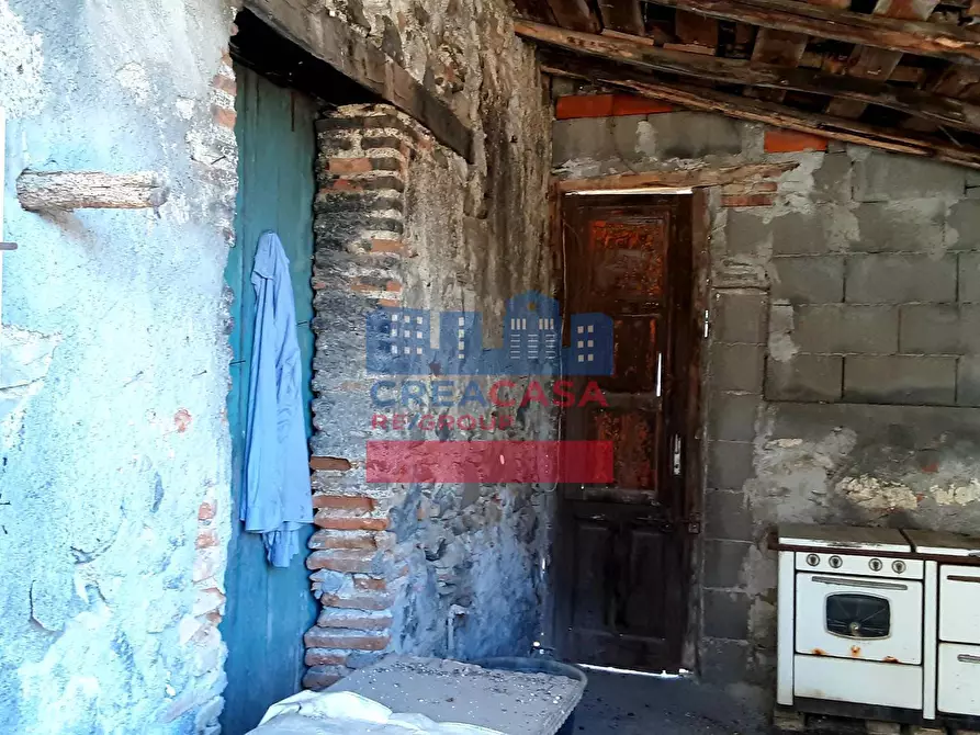 Immagine 43 di Villa in vendita  in strada statale 114 a Calatabiano