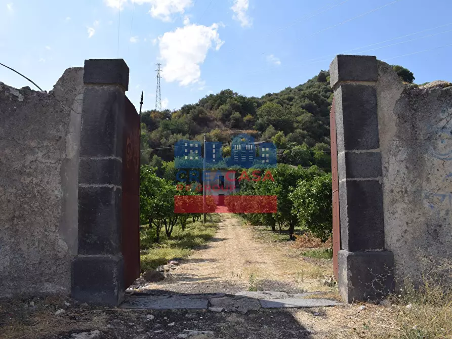 Immagine 2 di Terreno agricolo in vendita  in C.da Mare Provvido a Taormina