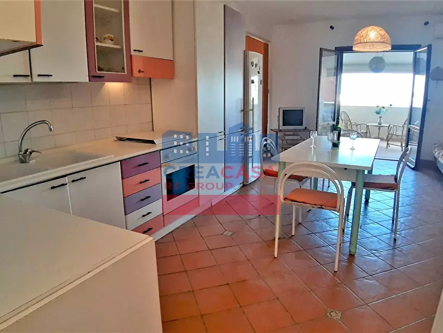 Immagine 3 di Appartamento in vendita  in Via Recanati a Giardini-Naxos