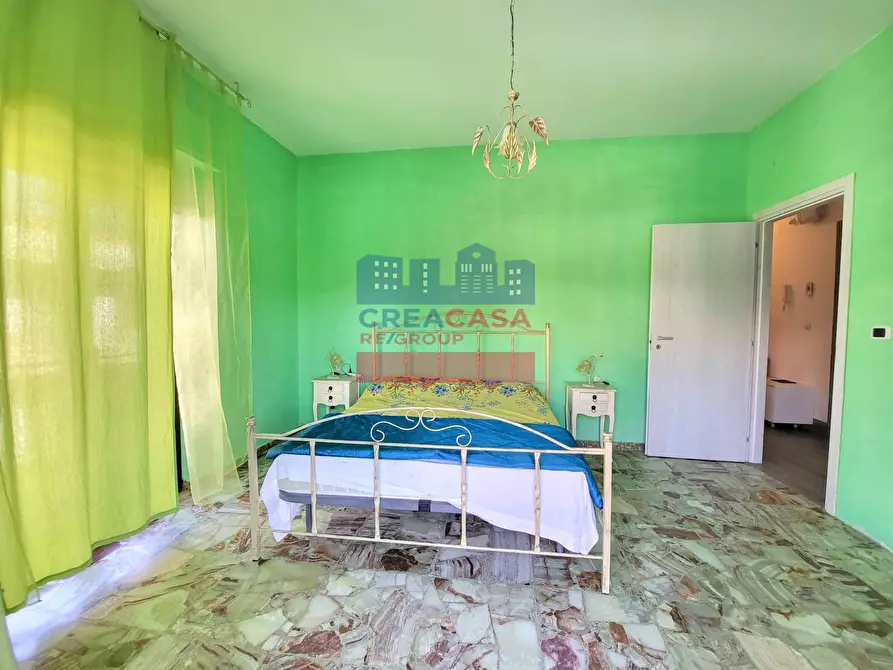 Immagine 13 di Appartamento in vendita  in Via Piave a Riposto