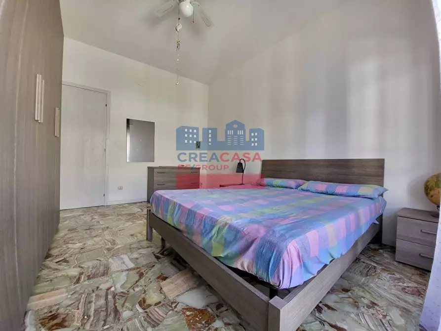 Immagine 17 di Appartamento in vendita  in Via Piave a Riposto