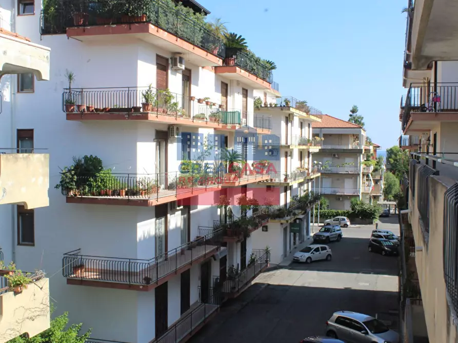 Immagine 25 di Appartamento in vendita  in Via Piave a Riposto