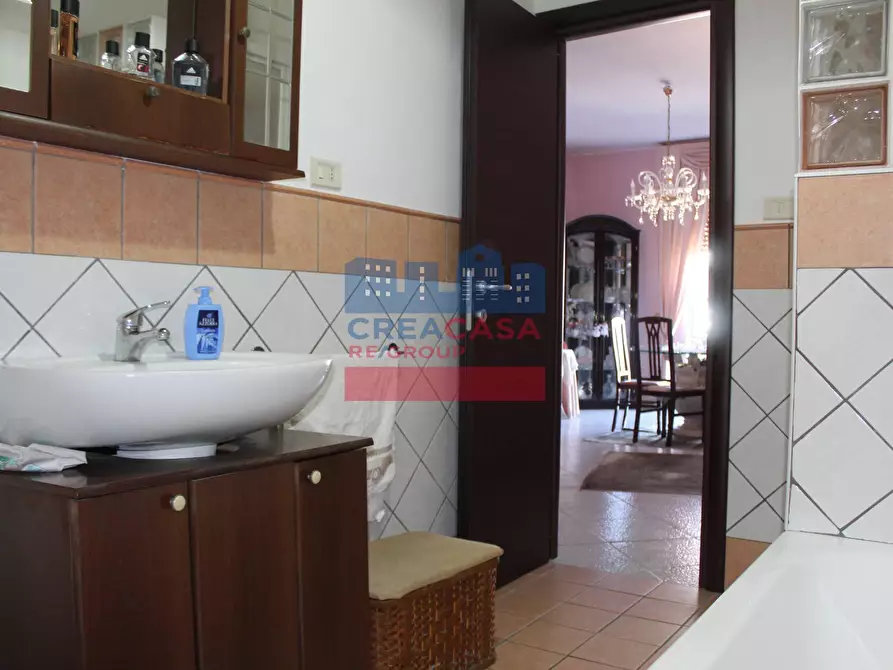 Immagine 23 di Appartamento in vendita  in Via Turi d' Agostino a Aci Catena