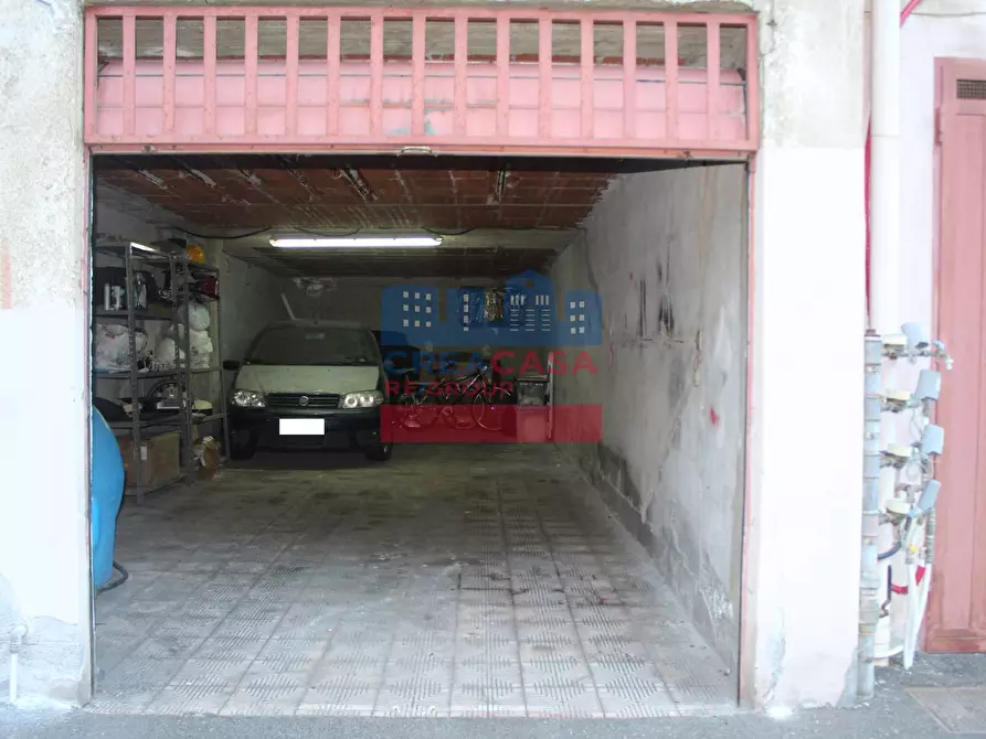 Immagine 33 di Appartamento in vendita  in via san giacomo a Aci Catena