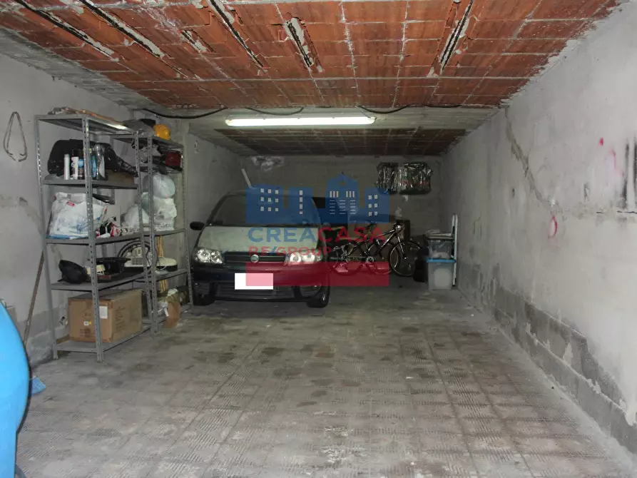 Immagine 34 di Appartamento in vendita  in via san giacomo a Aci Catena