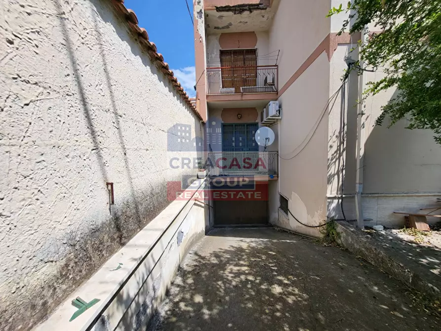 Immagine 10 di Villa in vendita  in Traversa II di Viale delle Provincie a Giarre