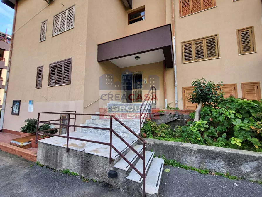 Immagine 2 di Appartamento in vendita  in contrada sillemi a Letojanni