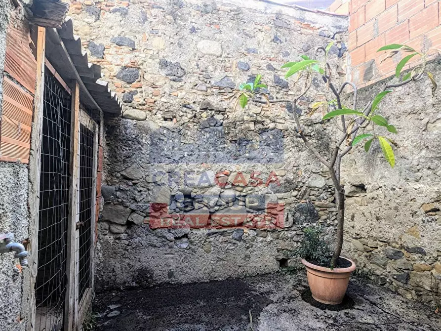 Immagine 9 di Casa indipendente in vendita  in via Umberto a Calatabiano