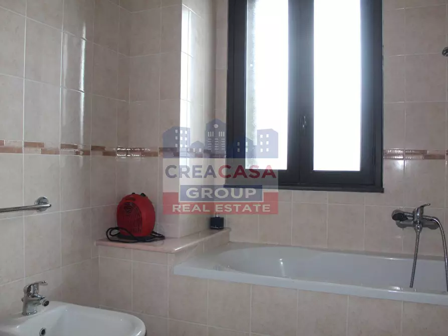 Immagine 21 di Appartamento in vendita  in Via Bellini a Piedimonte Etneo