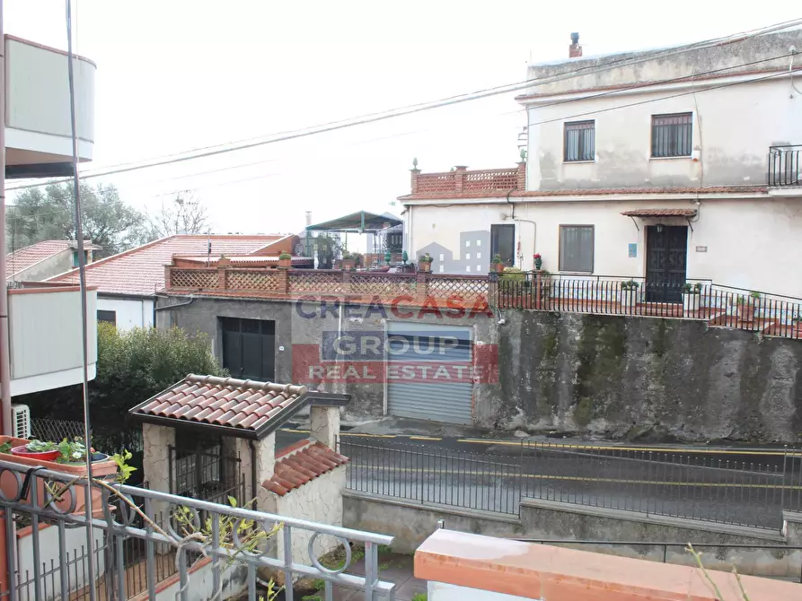 Immagine 23 di Appartamento in vendita  in Via Bellini a Piedimonte Etneo