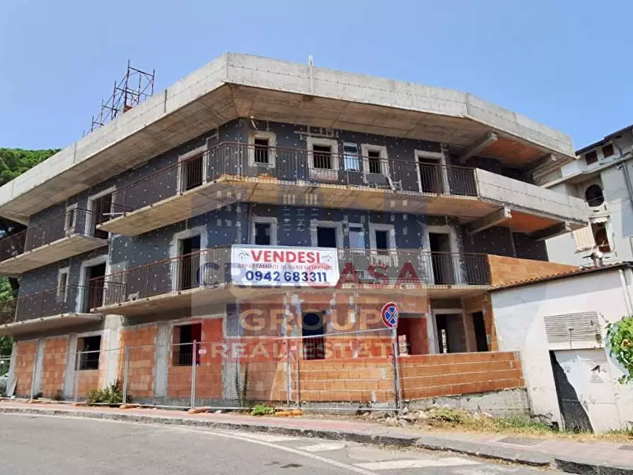 Immagine 1 di Appartamento in vendita  in via Erice snc a Giardini-Naxos