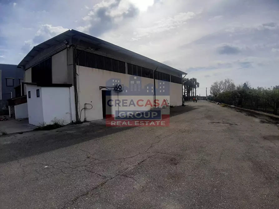 Immagine 4 di Capannone industriale in vendita  in Strada Statale 114 Orientale Sicula a Calatabiano