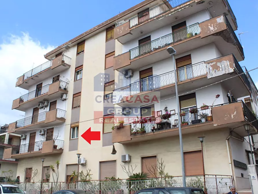 Immagine 2 di Appartamento in vendita  in Via Lazio a Giarre