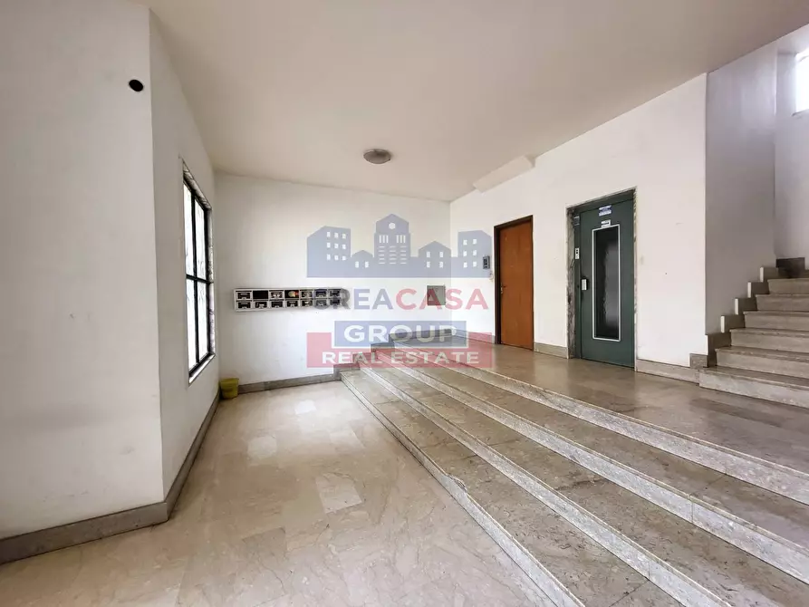 Immagine 8 di Appartamento in vendita  in Via Lazio a Giarre
