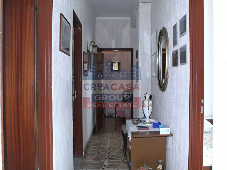 Immagine 13 di Appartamento in vendita  in Via Lazio a Giarre
