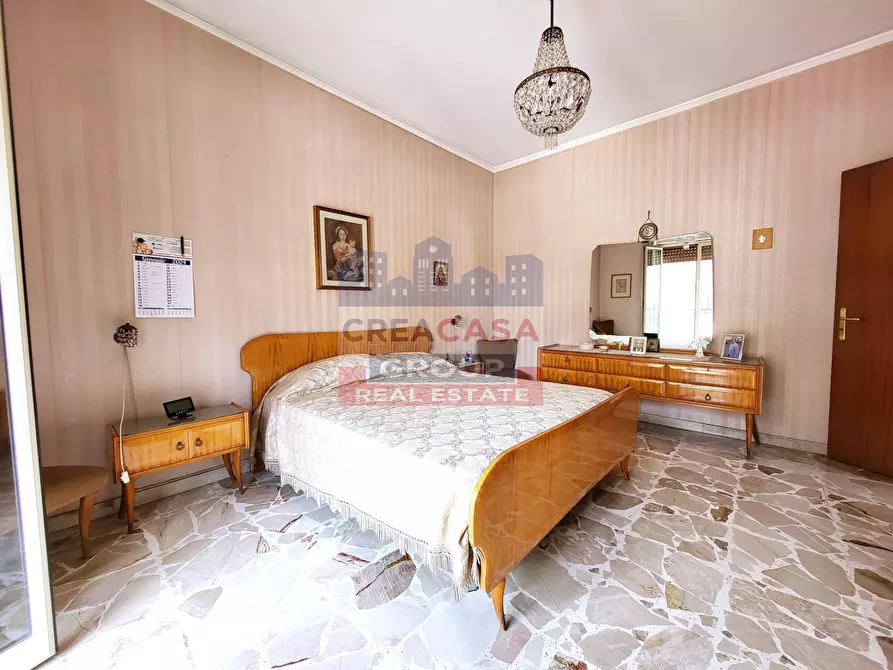 Immagine 22 di Appartamento in vendita  in Via Lazio a Giarre