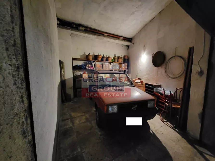 Immagine 39 di Appartamento in vendita  in Via Lazio a Giarre