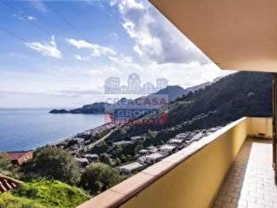 Immagine 7 di Villa in vendita  in Contrada Sillemi a Letojanni