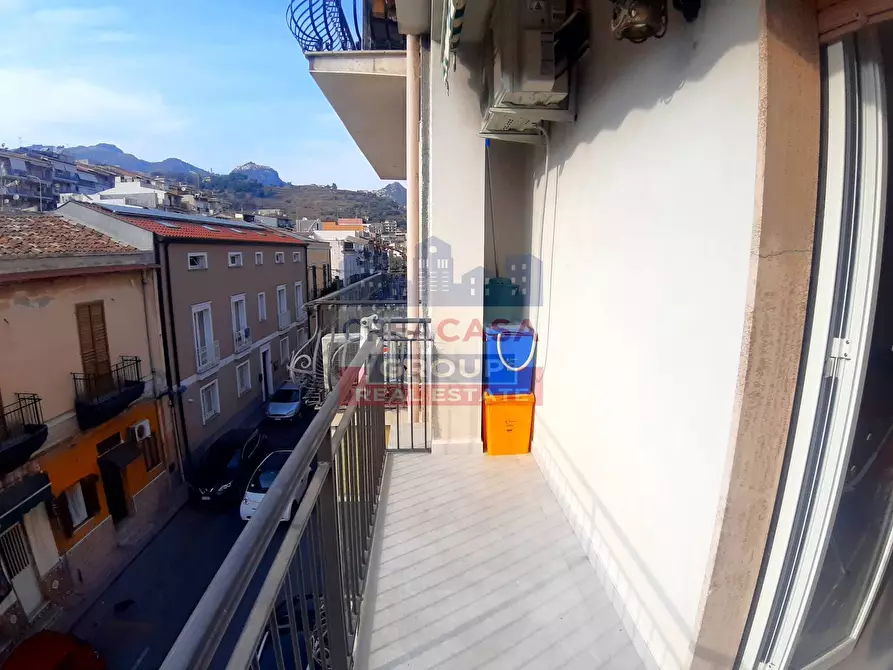 Immagine 19 di Appartamento in vendita  in via Vittorio Emanuele Terzo a Giardini-Naxos