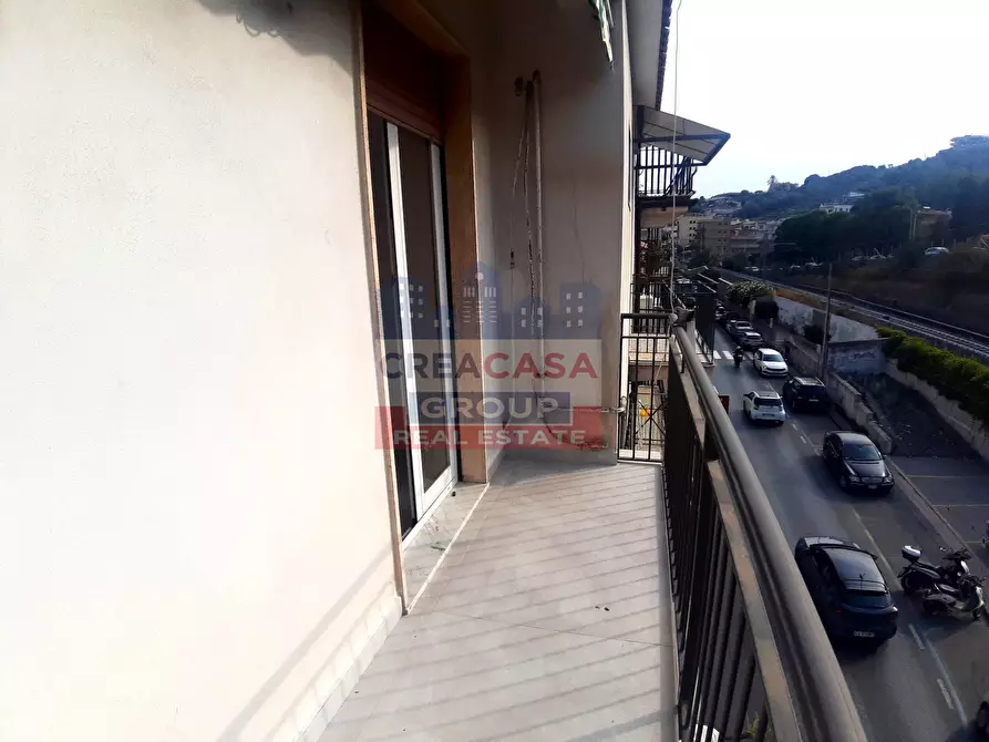 Immagine 20 di Appartamento in vendita  in via Vittorio Emanuele Terzo a Giardini-Naxos