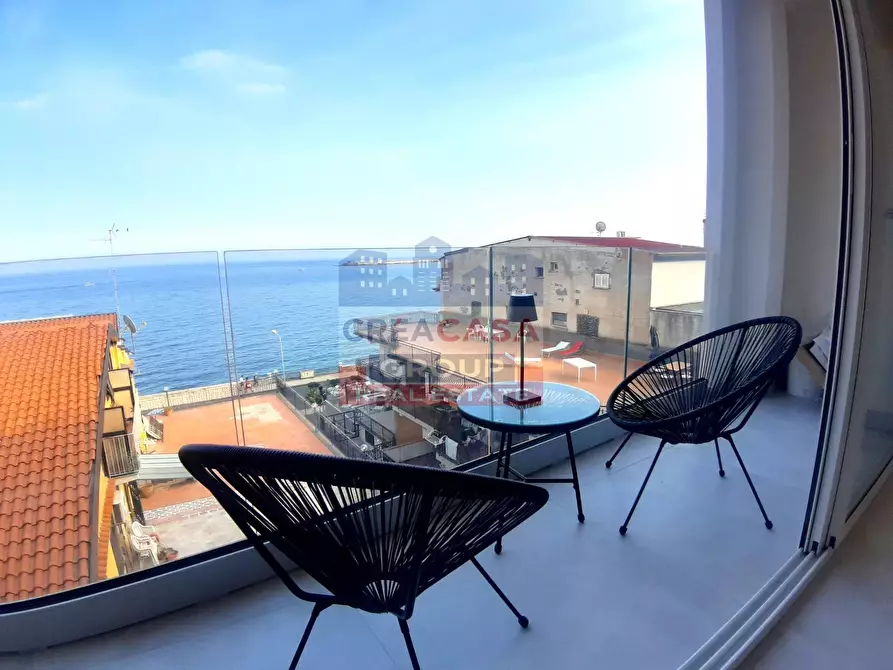 Immagine 17 di Appartamento in vendita  in via Vittorio Emanuele Terzo a Giardini-Naxos