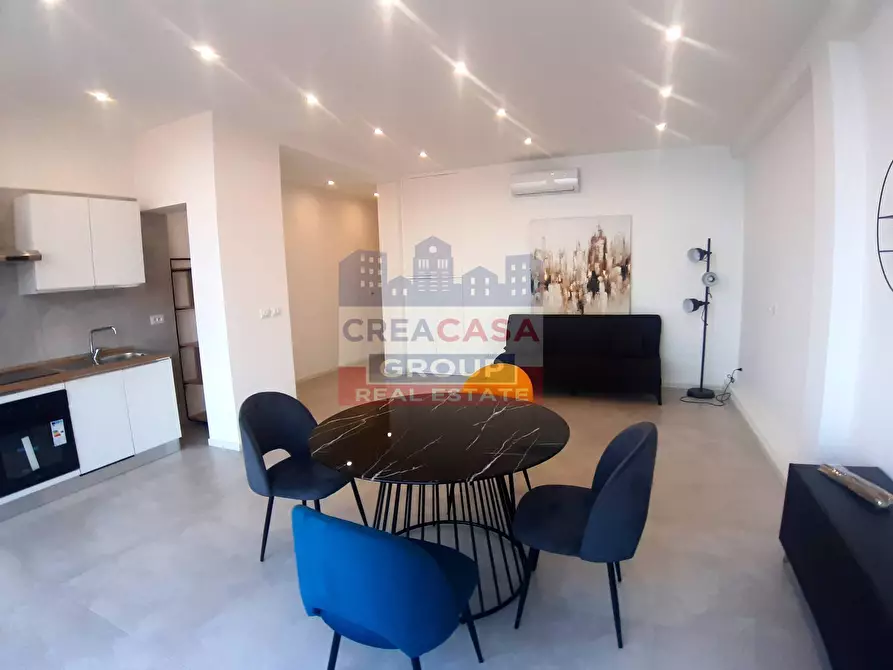 Immagine 5 di Appartamento in vendita  in via Vittorio Emanuele Terzo a Giardini-Naxos